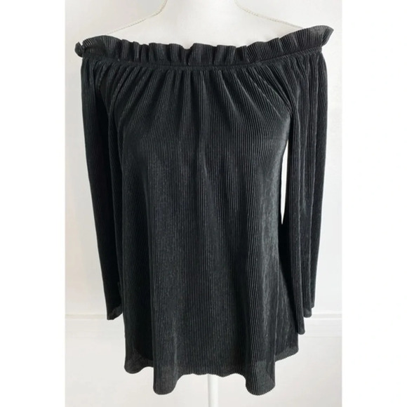 JOA Los Angeles Black Ruffle Off The Shoulder Top - Picture 1 of 4